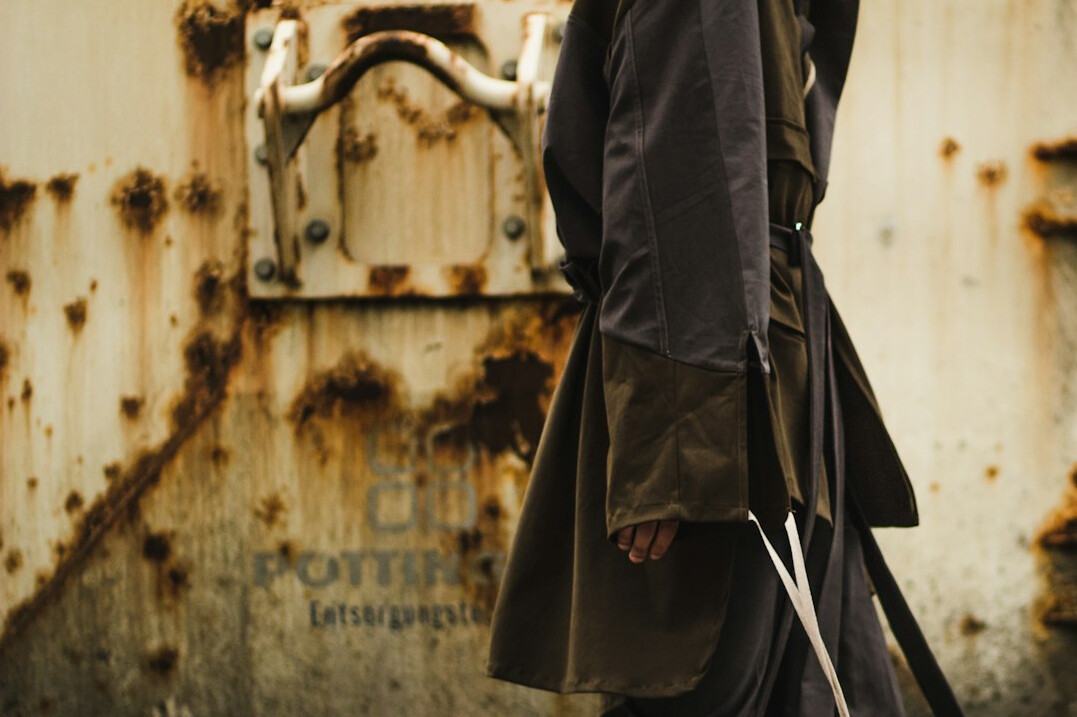 detective with secret file