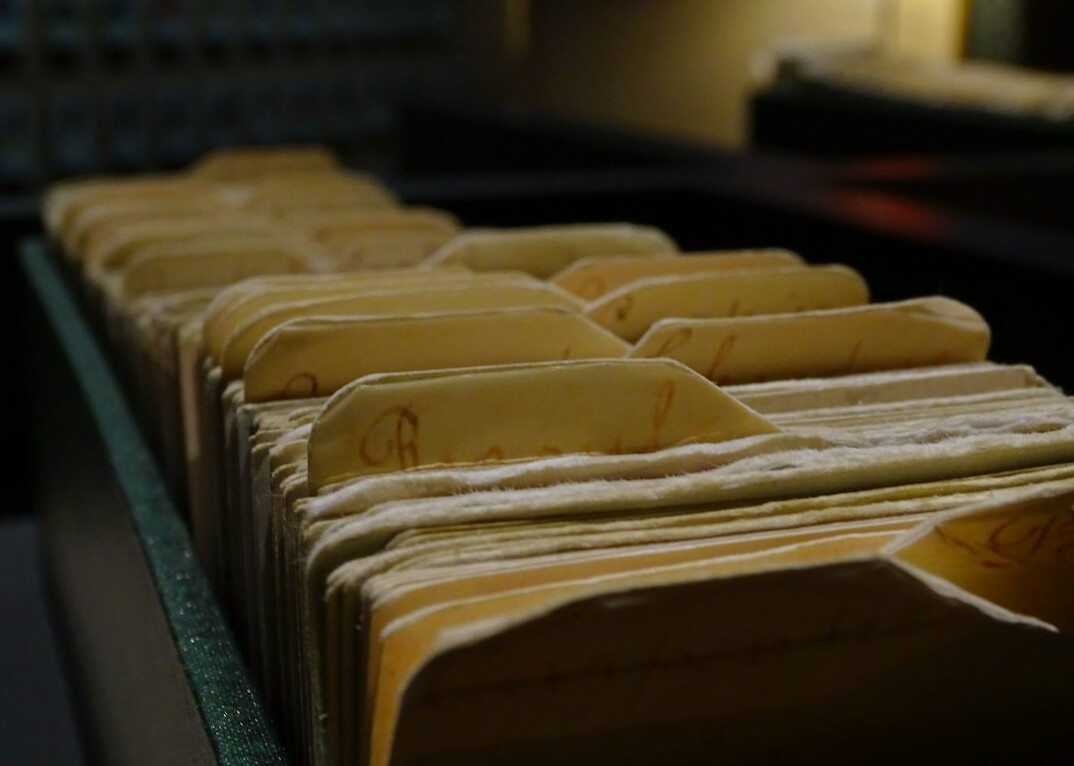 detective reading case files